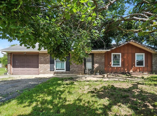 1000 Scarff Road, New Carlisle, OH 45344