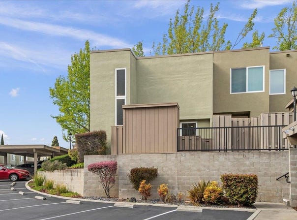 24280 Dover Lane, HAYWARD, CA 94541