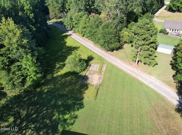 Donley Road Road, Grenada, MS 38901