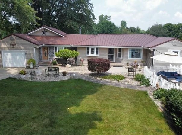 17796 Lincoln Highway, Plymouth, IN 46563
