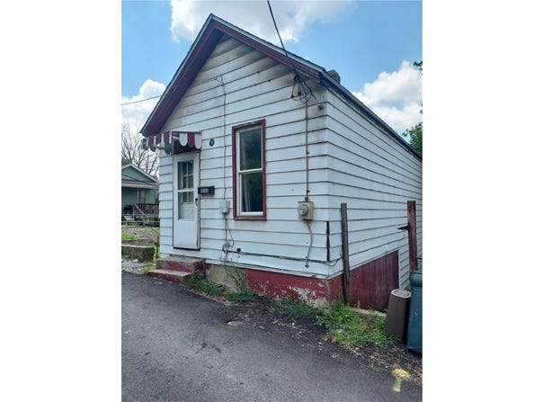 1233 Scott St, McKeesport, PA 15132