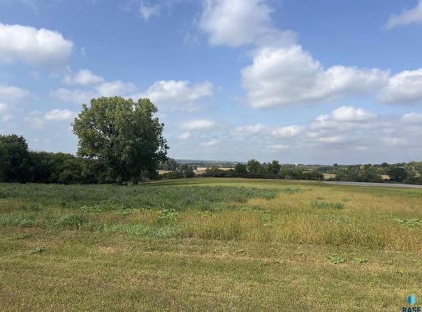 1453 WILD ROSE Trl lot: 6, Luverne, MN 56156