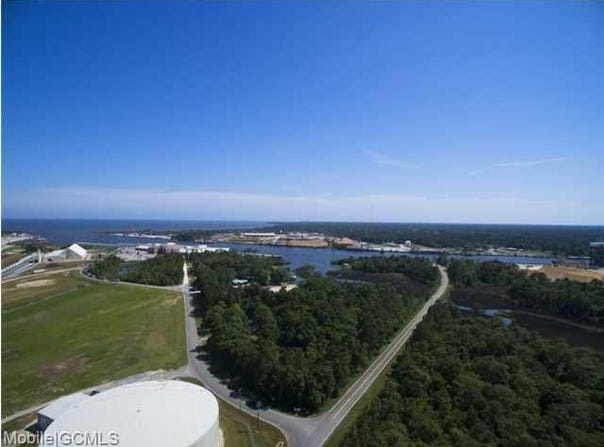 7554 Deer River Road, Theodore, AL 36582