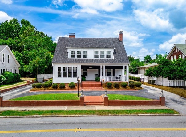 602 S Broad Street, Clinton, SC 29325