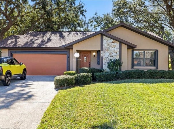 3016 Sugar Pine Circle, Sebring, FL 33872