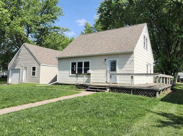 914 2nd Ave NW, Pocahontas, IA 50574