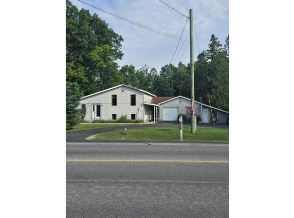 4785 Werth Road, Alpena, MI 49707