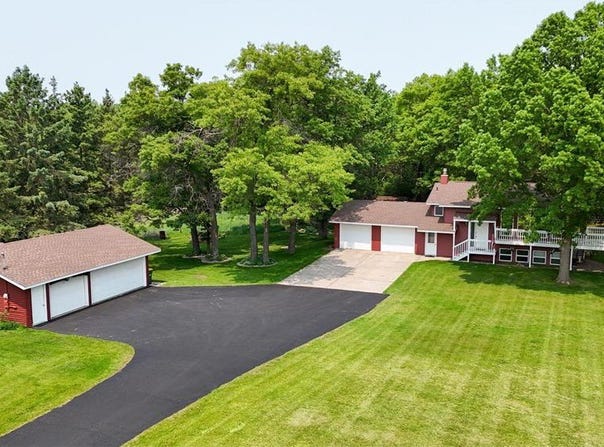 4195 25th Street NE, Sauk Rapids, MN 56379