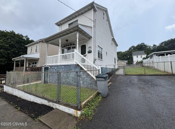 1009 E PACKER Street, Shamokin, PA 17872