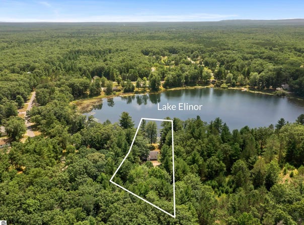 4710 Lakeside Drive, Brethren, MI 49686