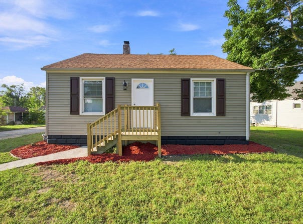 321 W 57th Avenue, Merrillville, IN 46410