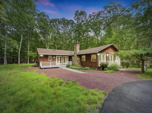 108 Tall Oak Road, Albrightsville, PA 18210