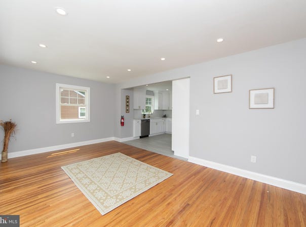 121 HARDING AVENUE, MOUNT EPHRAIM, NJ 08059