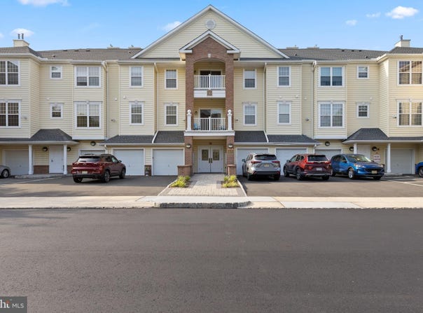2103 N NEVILLE COURT, SOMERSET, NJ 08873