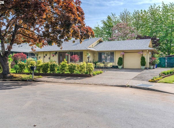 1926 NE VISTA Ave, Gresham, OR 97030