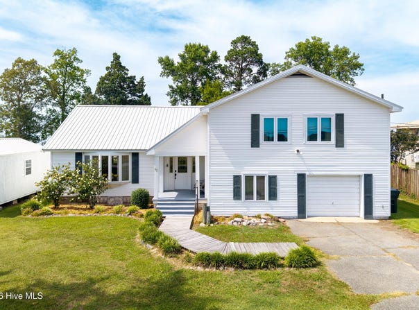 82 Cypress Shores Road W, Roper, NC 27970