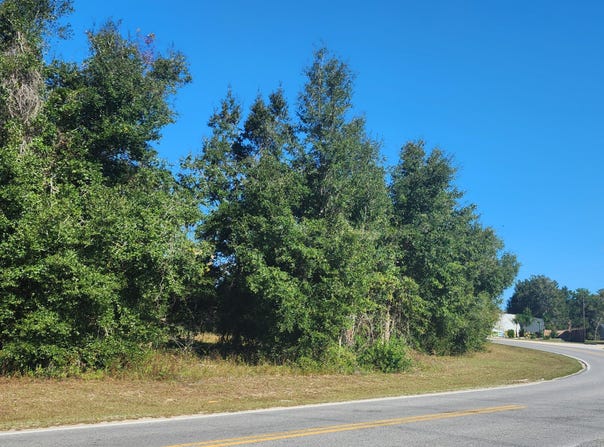 COMMERCIAL Circle, Keystone Heights, FL 32656