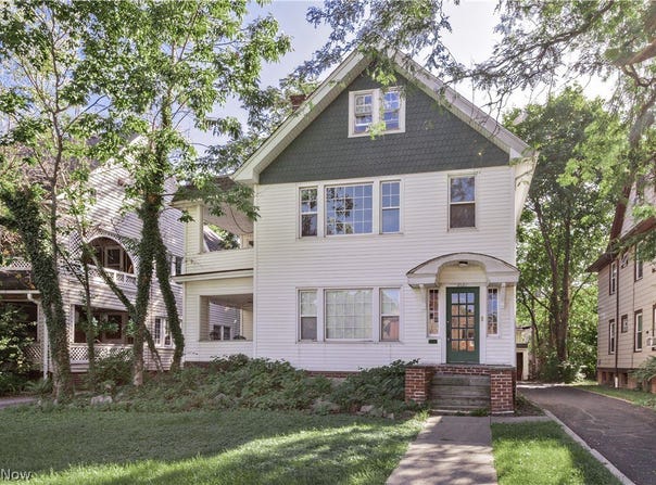2121 Coventry Road, Cleveland Heights, OH 44118