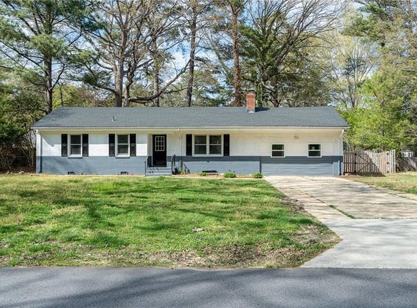 208 Old Drive, Chesapeake, VA 23322