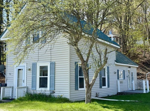 35 Water Street, Machias, ME 04654