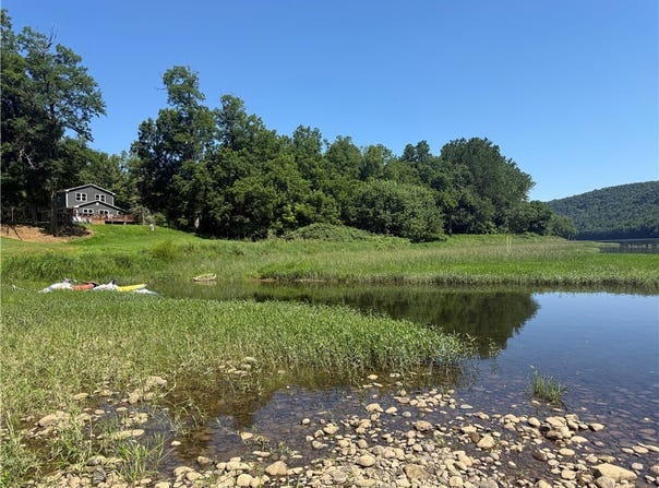 145 Robinson Pl, Perry Twp, PA 16041