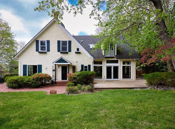 6 Stable Road, Tuxedo Park, NY 10987
