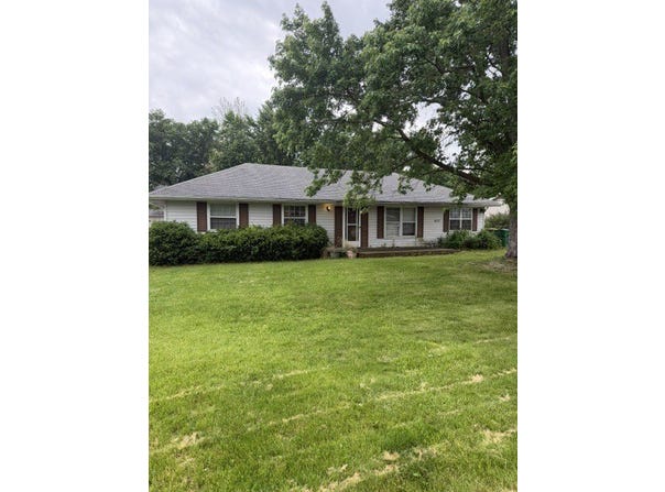 837 W Main Street, Braidwood, IL 60408