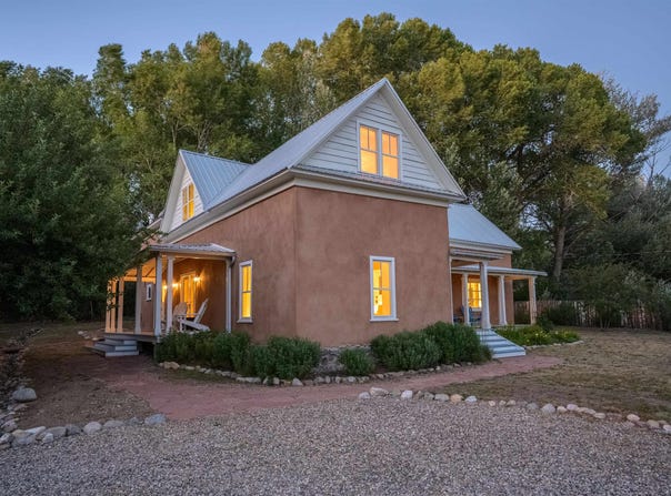 45 Old State Highway 3, Arroyo Hondo, NM 87513
