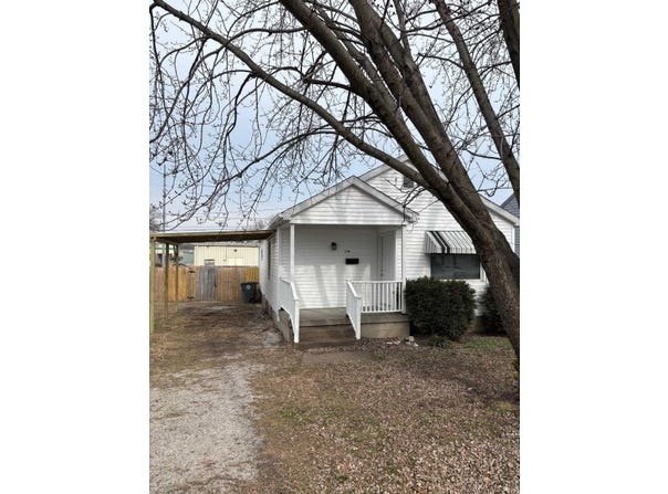2164 E Eichel Avenue, Evansville, IN 47111