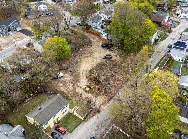 Hedley Avenue, Johnston, RI 02919