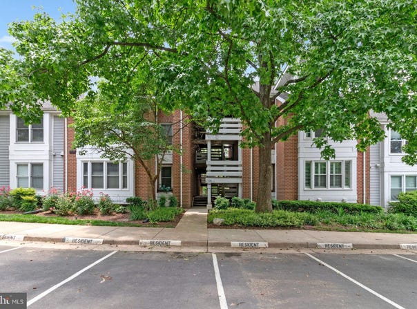 7596 LAKESIDE VILLAGE DRIVE, FALLS CHURCH, VA 22042