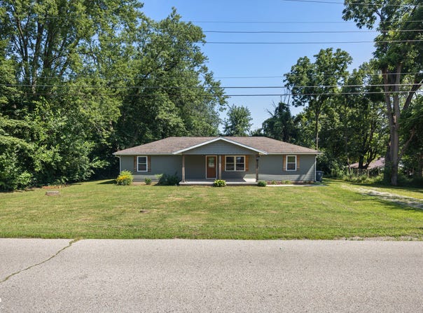 1204 Flint Drive, Connersville, IN 47331