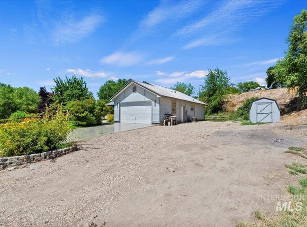 26548 Morris Pl, Wilder, ID 83676