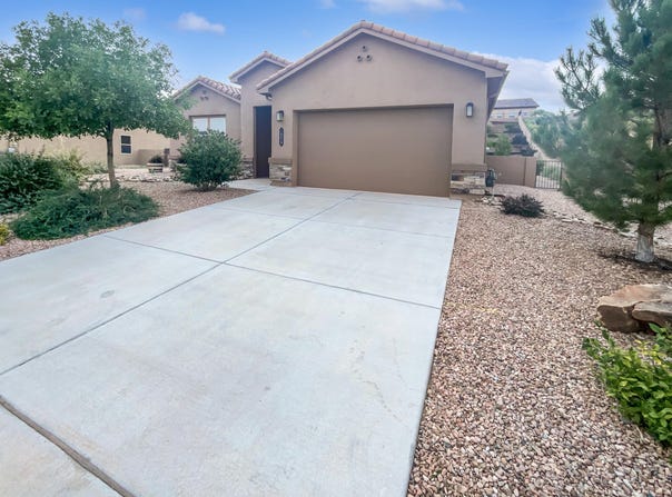 1959 CASTLE PEAK Loop NE, Rio Rancho, NM 87144