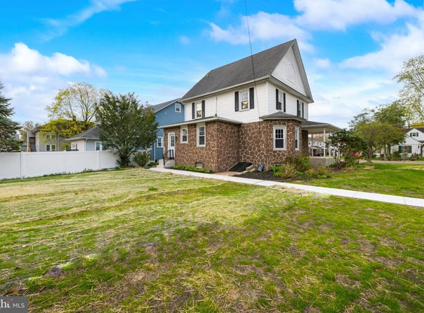425 N BROADWAY, PITMAN, NJ 08071