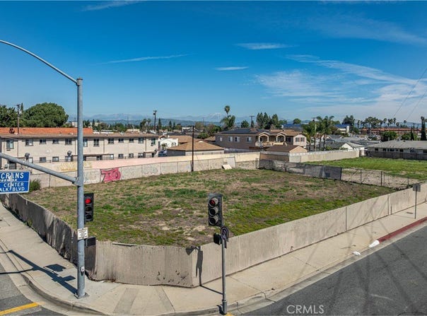 12209 Rosecrans Avenue, Norwalk, CA 90650