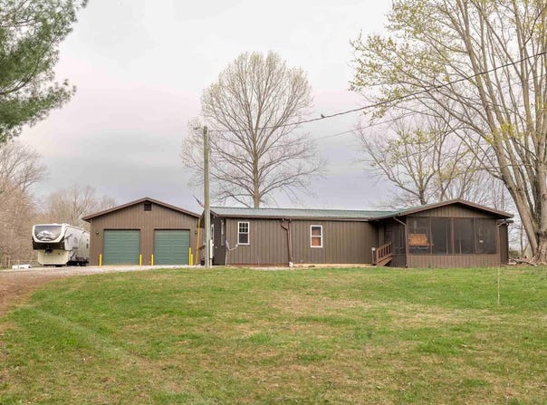 521 Standish Steel Road, Bedford, IN 47421