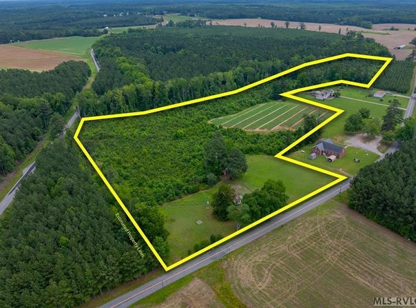 5804 ROBINSON FERRY RD, White Plains, VA 23893