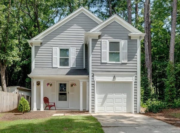1254 Old Countryside Circle, Stone Mountain, GA 30083