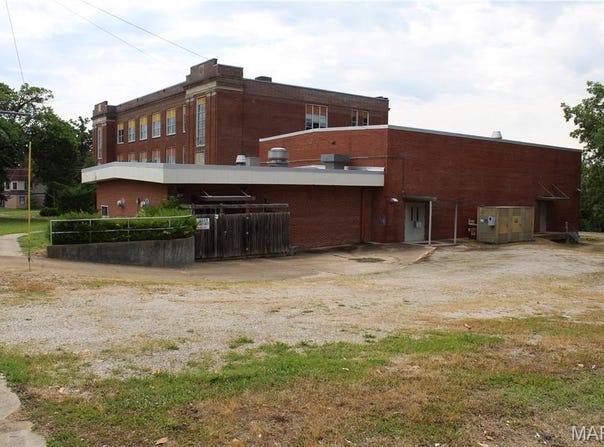 910 Vine Street, Poplar Bluff, MO 63901