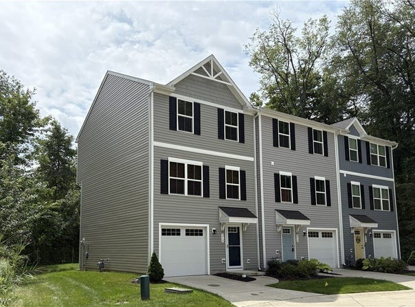 210 Raintree Lane, Painesville, OH 44077