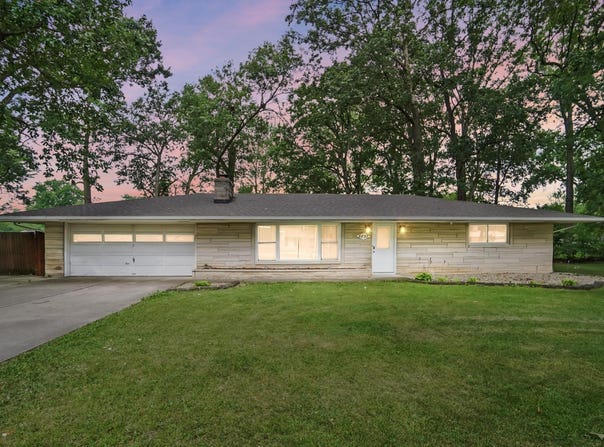 4837 Dwight Drive, Fort Wayne, IN 46835-3615