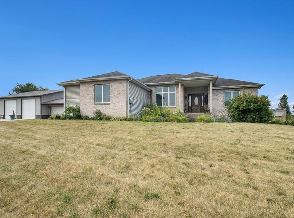 4715 W 200 S Road, Warsaw, IN 46580