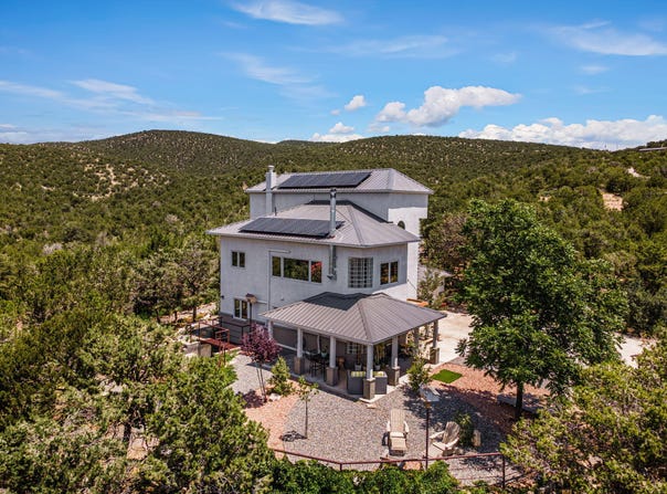75 Canyon Road, Sandia Park, NM 87047