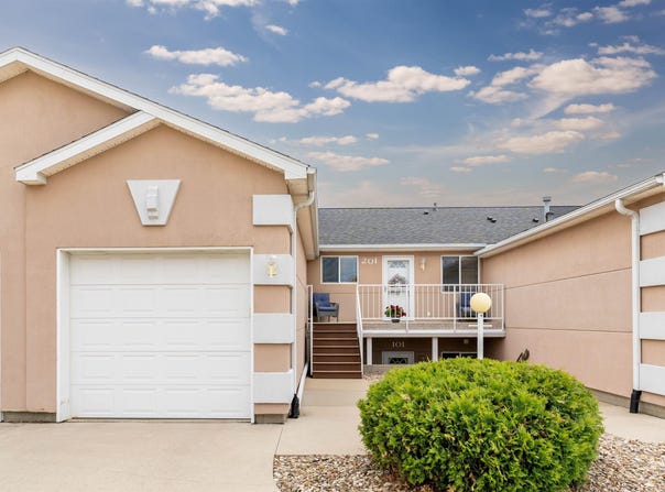 1730 W 18th Street, Cedar Falls, IA 50613
