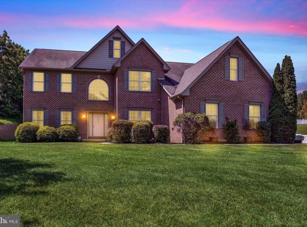 28 VALLEY ROAD, SHREWSBURY, PA 17361