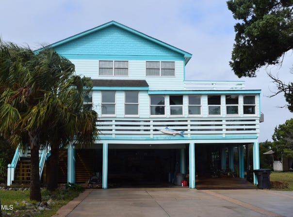 57177 Islington Court, Hatteras Island, NC 27943