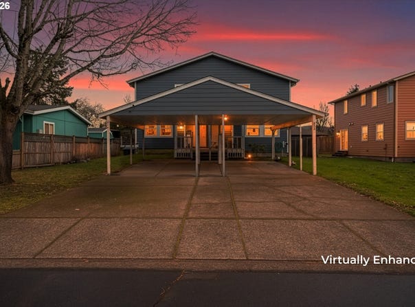 215 SMITH Loop, Springfield, OR 97478