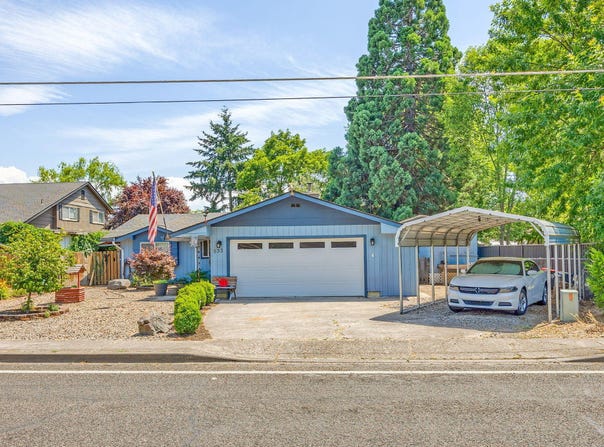 532 Hopkins Road, Central Point, OR 97502