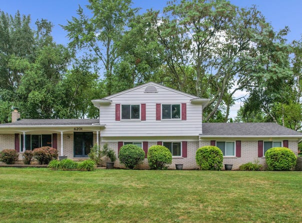 4201 Claire Drive, West Bloomfield, MI 48323